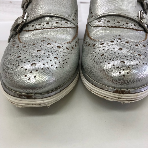 Cole Haan women’s silver wingtip Grand sneakers size 8-1/2 - Picture 12 of 12